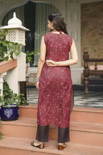 Women maroon rayon blend floral printed straight kurta trousers with dupatta