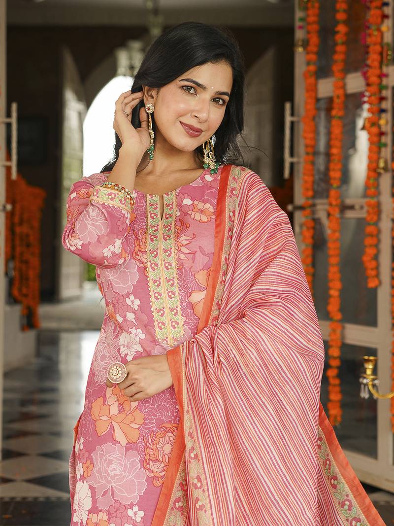 Women pink rayon blend floral printed straight kurta trousers with dupatta