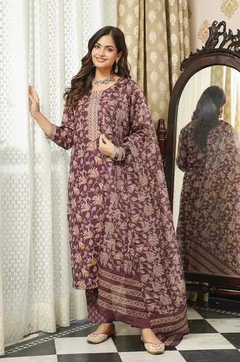 Women brown rayon blend floral printed straight kurta trousers with dupatta
