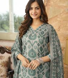 Women grey rayon blend ethnic motifs printed straight kurta trousers with dupatta