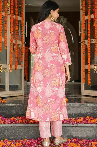 Women pink rayon blend floral printed straight kurta trousers with dupatta