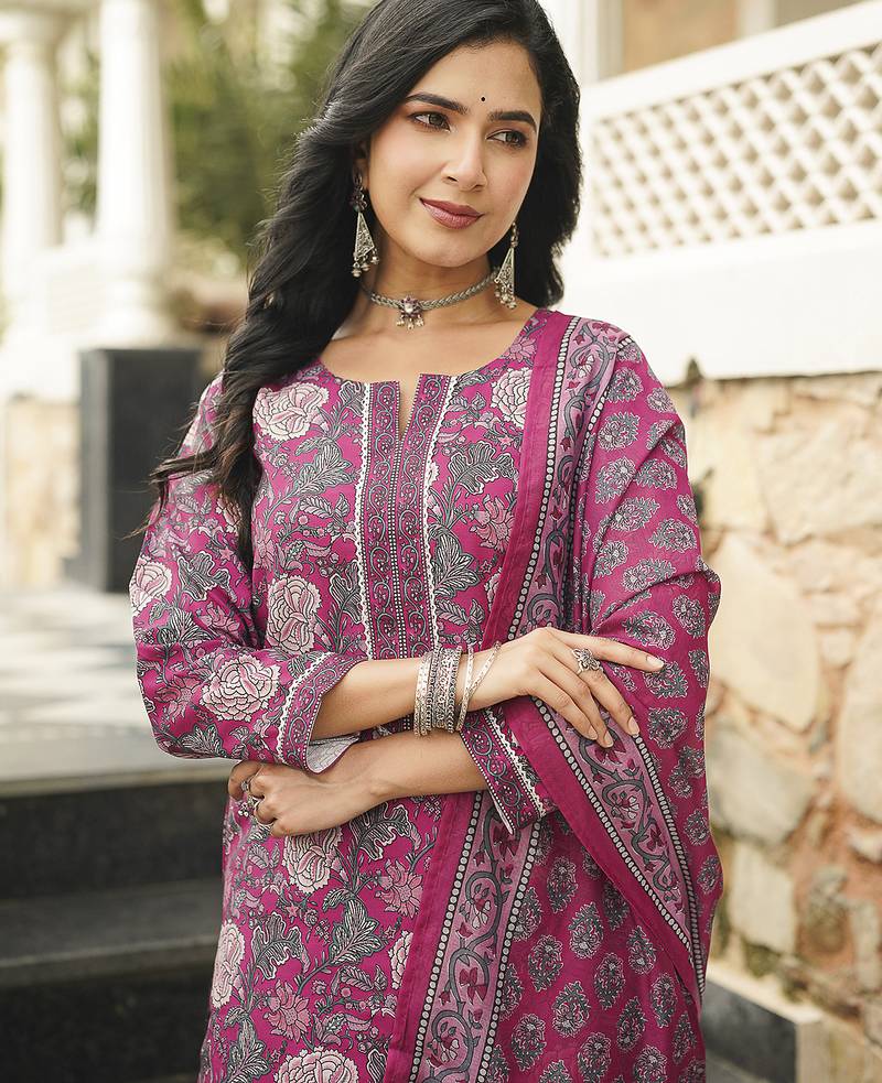 Women pink rayon blend floral printed straight kurta trousers with dupatta