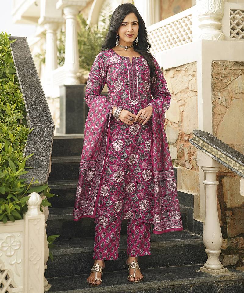 Women pink rayon blend floral printed straight kurta trousers with dupatta
