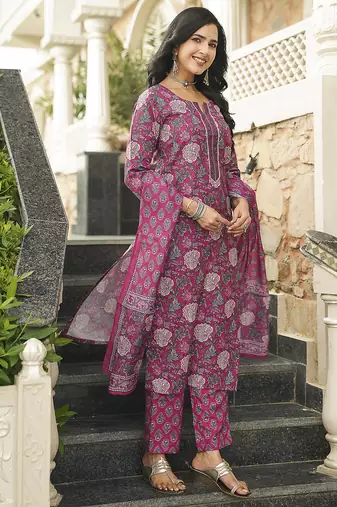 Women pink rayon blend floral printed straight kurta trousers with dupatta