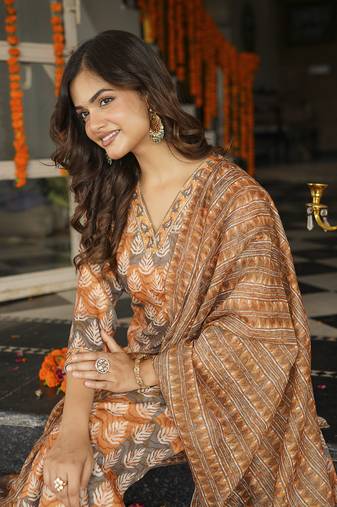 Women multicolor rayon blend ethnic motifs printed straight kurta trousers with dupatta