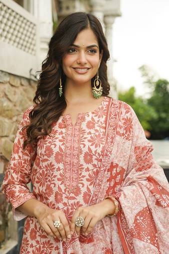 Women orange rayon blend floral printed straight kurta trousers with dupatta