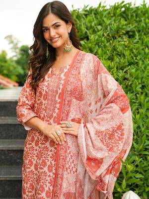 Women orange rayon blend floral printed straight kurta trousers with dupatta 2