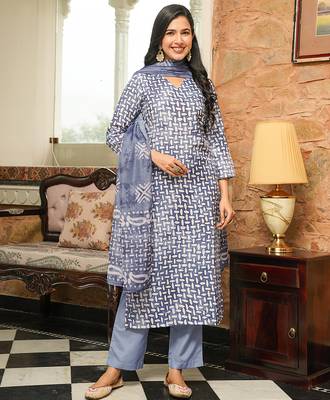 Women blue rayon blend batik printed straight kurta trousers with dupatta 5