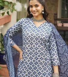 Women blue rayon blend floral printed straight kurta trousers with dupatta