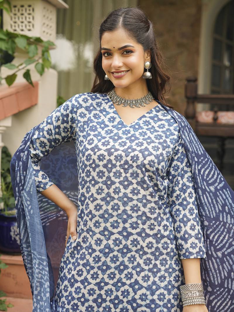 Women blue rayon blend floral printed straight kurta trousers with dupatta
