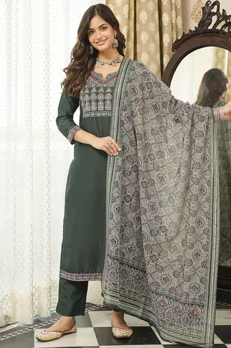 Women green rayon blend ajrakh printed straight kurta trousers with dupatta