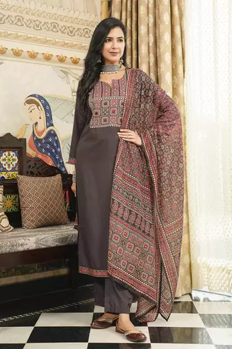 Women Black Rayon Blend Printed Kurta Trousers Dupatta