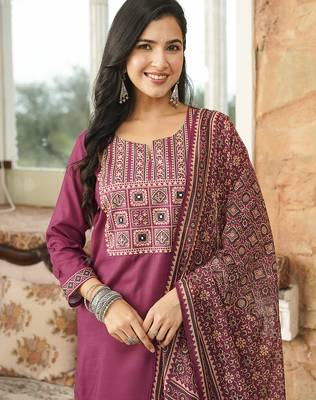 Women purple rayon blend ajrakh printed straight kurta trousers with dupatta 1
