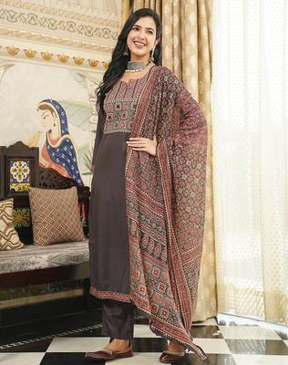 Women black rayon blend ajrakh printed straight kurta trousers with dupatta 3