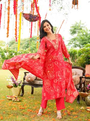 Women red viscose rayon floral embroidered straight kurta trousers with dupatta 3