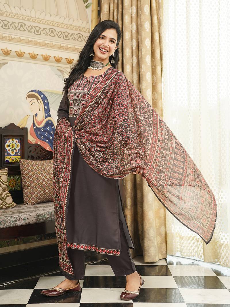 Women Black Rayon Blend Printed Kurta Trousers Dupatta