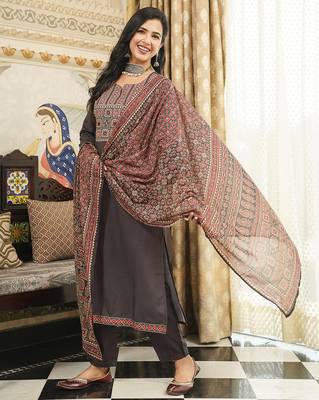 Women black rayon blend ajrakh printed straight kurta trousers with dupatta 5