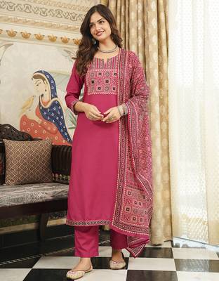 Women pink rayon blend ajrakh printed straight kurta trousers with dupatta 1