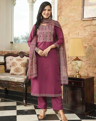 Women purple rayon blend ajrakh printed straight kurta trousers with dupatta 5