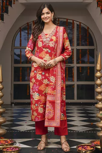 Women red viscose rayon floral printed straight kurta trousers with dupatta