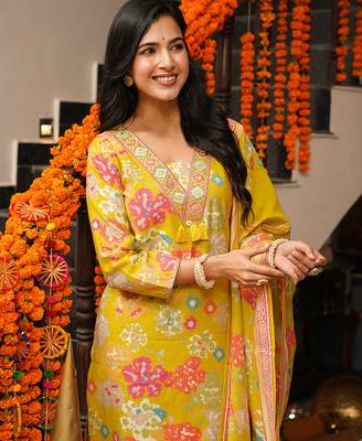 Women yellow viscose rayon geometric embroidered straight kurta trousers with dupatta 1