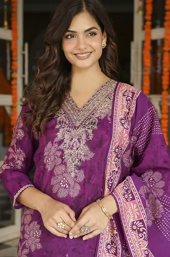 Women purple poly chanderi floral embroidered straight kurta trousers with dupatta