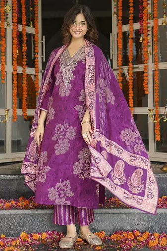 Women purple poly chanderi floral embroidered straight kurta trousers with dupatta