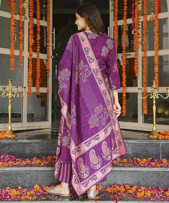 Women purple poly chanderi floral embroidered straight kurta trousers with dupatta 4