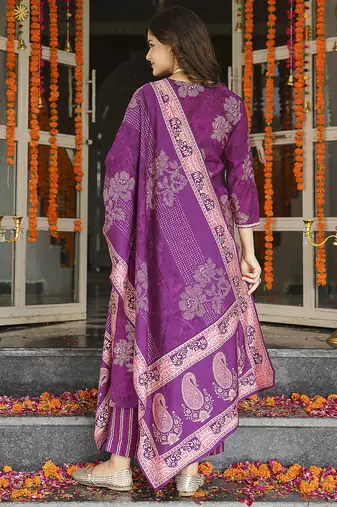 Women purple poly chanderi floral embroidered straight kurta trousers with dupatta