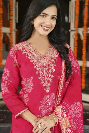 Women red poly chanderi floral embroidered straight kurta trousers with dupatta