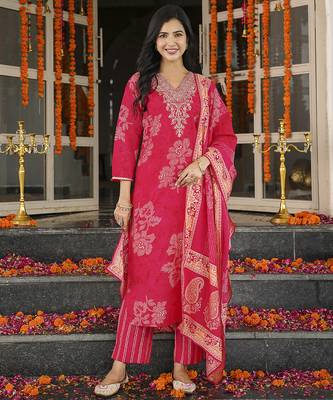 Women red poly chanderi floral embroidered straight kurta trousers with dupatta 2