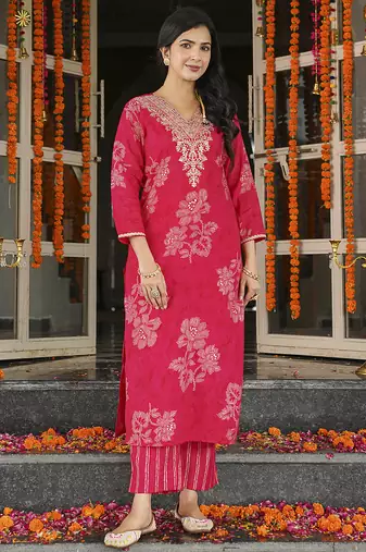 Women red poly chanderi floral embroidered straight kurta trousers with dupatta