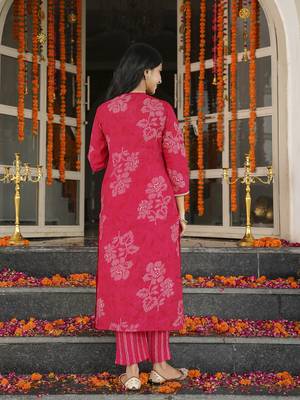 Women red poly chanderi floral embroidered straight kurta trousers with dupatta 4