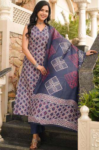 Women blue rayon geometric printed straight kurta trousers with dupatta