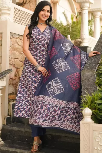 Women blue rayon geometric printed straight kurta trousers with dupatta