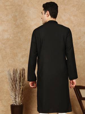Black cotton embroidered kurta for men 3