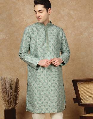 Green cotton embroidered kurta for men 2