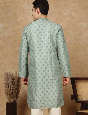 Green cotton embroidered kurta for men 4