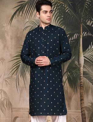 Blue silk blend floral kurta for men 3