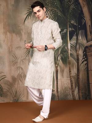 Beige silk blend solid kurta for men 5