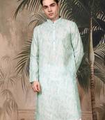 Green silk blend solid kurta for men