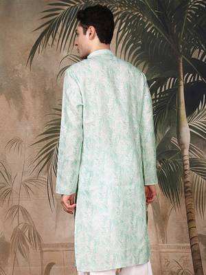 Green silk blend solid kurta for men 4