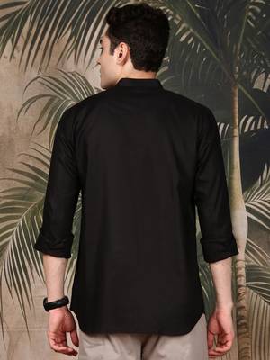 Black silk blend solid Short kurta for men 4