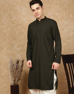 Green jaquard floral kurta for men 2