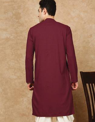 Maroon cotton blend solid kurta for men 4