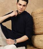 Blue cotton blend solid kurta for men