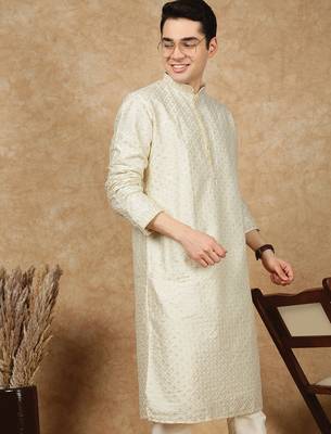Off white cotton embroidered kurta for men 3