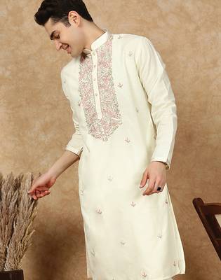 Off white cotton floral kurta for men 2