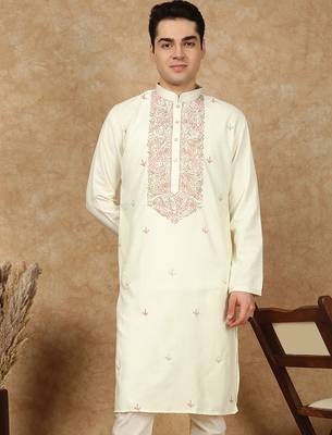 Off white cotton floral kurta for men 3