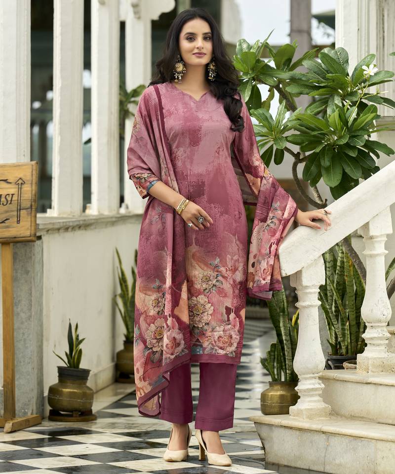 Mauve pink ho organza floral printed straight kurta with pant & printed dupatta